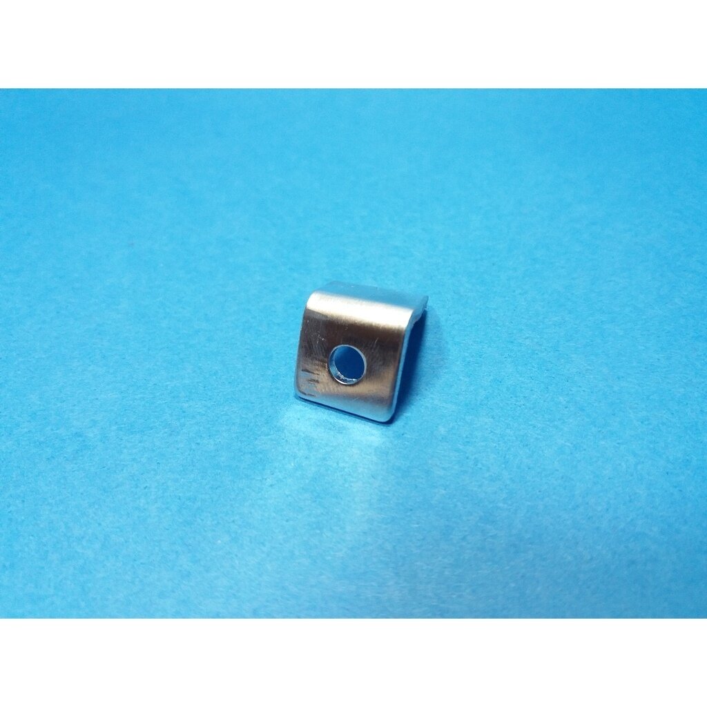 Chain Catcher suitable for Husqvarna 36 41 136 137 141 142 235 236 240 Jonsered 2035 2036 2040 CS2137 CS2138 CS2234 CS2238 Partner 350 351 352 370 371 390 420 McCulloch CS330 CS340 CS360 CS370 CS380 738 740 742 842 chainsaw 530029850 4