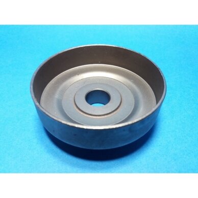 Clutch Assembly Drum .325 7T suitable for Husqvarna 36 41 136 137 141 142 230 235 236 240 Jonsered 2035 2036 2040 CS2137 CS2138 CS2234 CS2238 Partner 350 351 352 370 371 382 390 391 401 420 McCULLOCH CS340 CS380 chainsaw 4