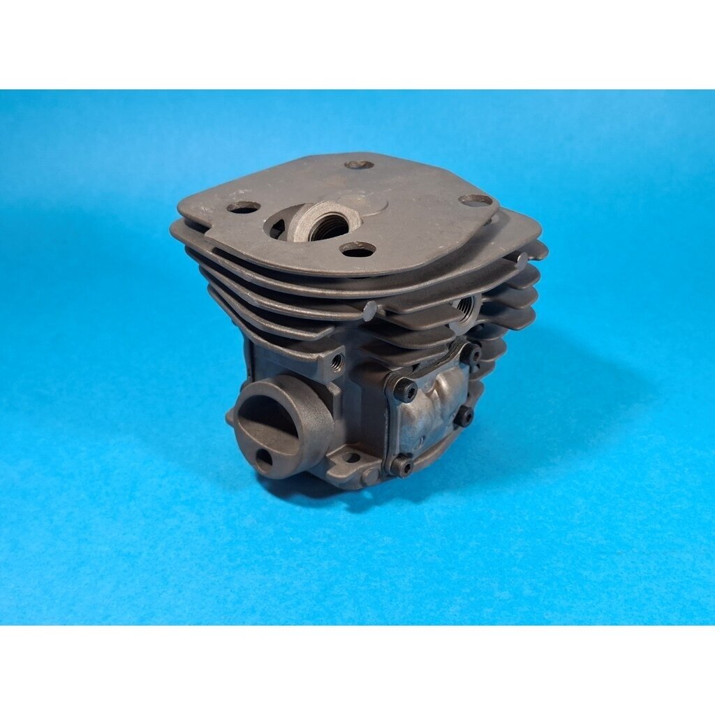 Cylinder & Piston Kit 45mm suitable for Husqvarna 350 351 353 346 Jonsered CS2150 CS2147 CS2152 CS2153 chainsaw 537253002 1 Cylinder & Piston Kit 45mm suitable for Husqvarna 350 351 353 346 Jonsered CS2150 CS2147 CS2152 CS2153 chainsaw 537253002 1