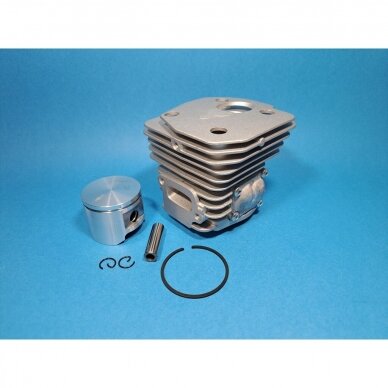 Cylinder & Piston Kit 45mm suitable for Husqvarna 346 350 351 353 Jonsered CS2150 CS2147 CS2152 CS2153 chainsaw 537253102 Cylinder & Piston Kit 45mm suitable for Husqvarna 346 350 351 353 Jonsered CS2150 CS2147 CS2152 CS2153 chainsaw 537253102
