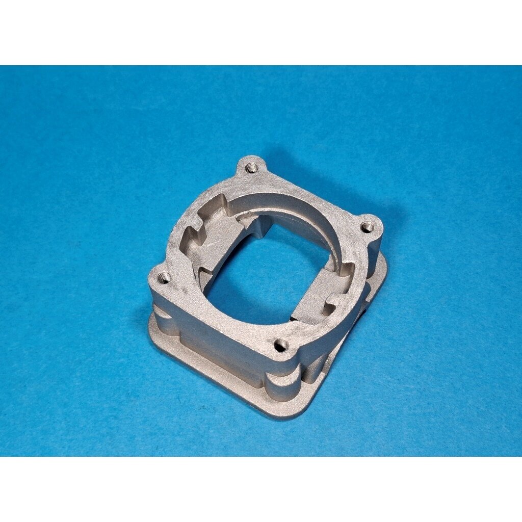 Engine Pan Bearing Cup suitable for Husqvarna 340 345 350 Jonsered 2141 2145 2150 CS2141 CS2145 CS2150 chainsaw 503885901 2