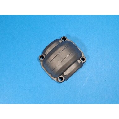 Engine Pan Cap Crankcase suitable for Husqvarna 136 137 141 142 Jonsered CS2040 Poulan chainsaw 530049794