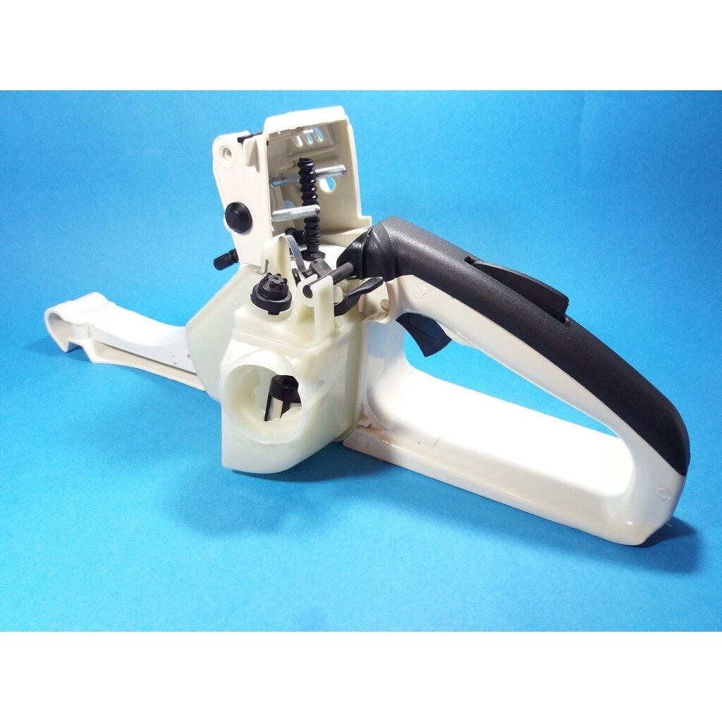 Fuel Tank Rear Handle suitable for STIHL 024 026 MS240 MS260 chainsaw 1121 350 0829 Fuel Tank Rear Handle suitable for STIHL 024 026 MS240 MS260 chainsaw 1121 350 0829