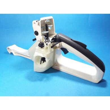 Fuel Tank Rear Handle suitable for STIHL 024 026 MS240 MS260 chainsaw 1121 350 0829 Fuel Tank Rear Handle suitable for STIHL 024 026 MS240 MS260 chainsaw 1121 350 0829