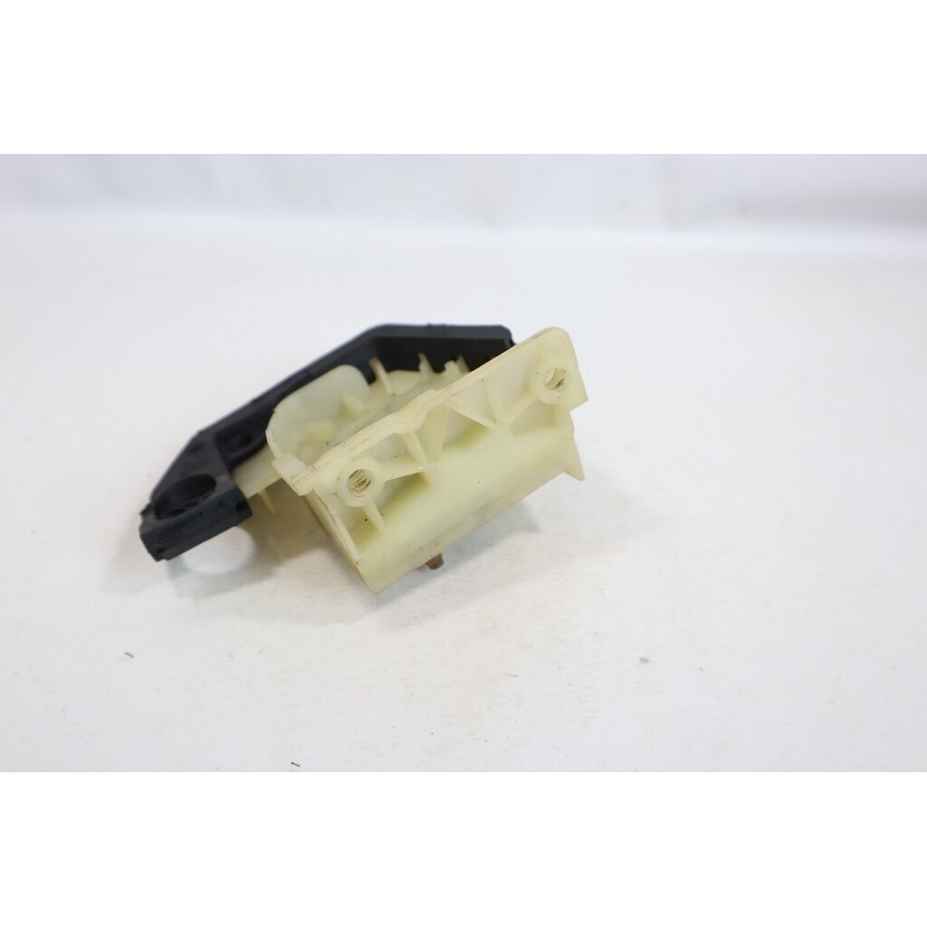Genuine Adapter Intake Husqvarna 36 136 137 141 Jonsered 2036 chainsaw 530037465 4