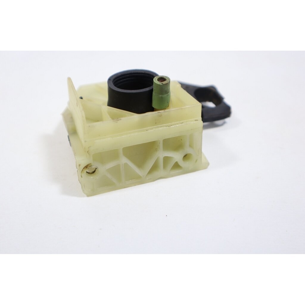 Genuine Adapter Intake Husqvarna 36 136 137 141 Jonsered 2036 chainsaw 530037465 4 Genuine Adapter Intake Husqvarna 36 136 137 141 Jonsered 2036 chainsaw 530037465 4