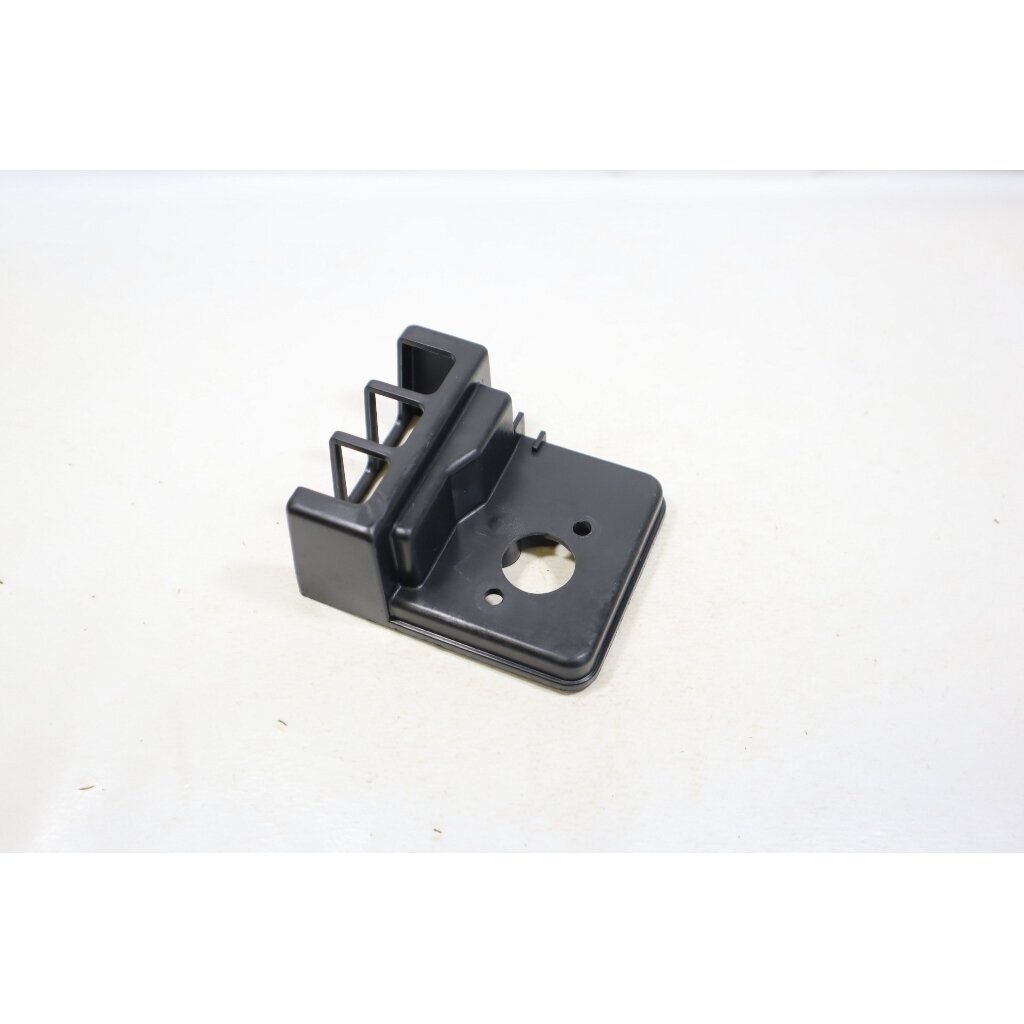 Genuine Air Filter Holder Housing McCulloch MAC 833 835 836 838 AV chainsaw 224824 3 Genuine Air Filter Holder Housing McCulloch MAC 833 835 836 838 AV chainsaw 224824 3