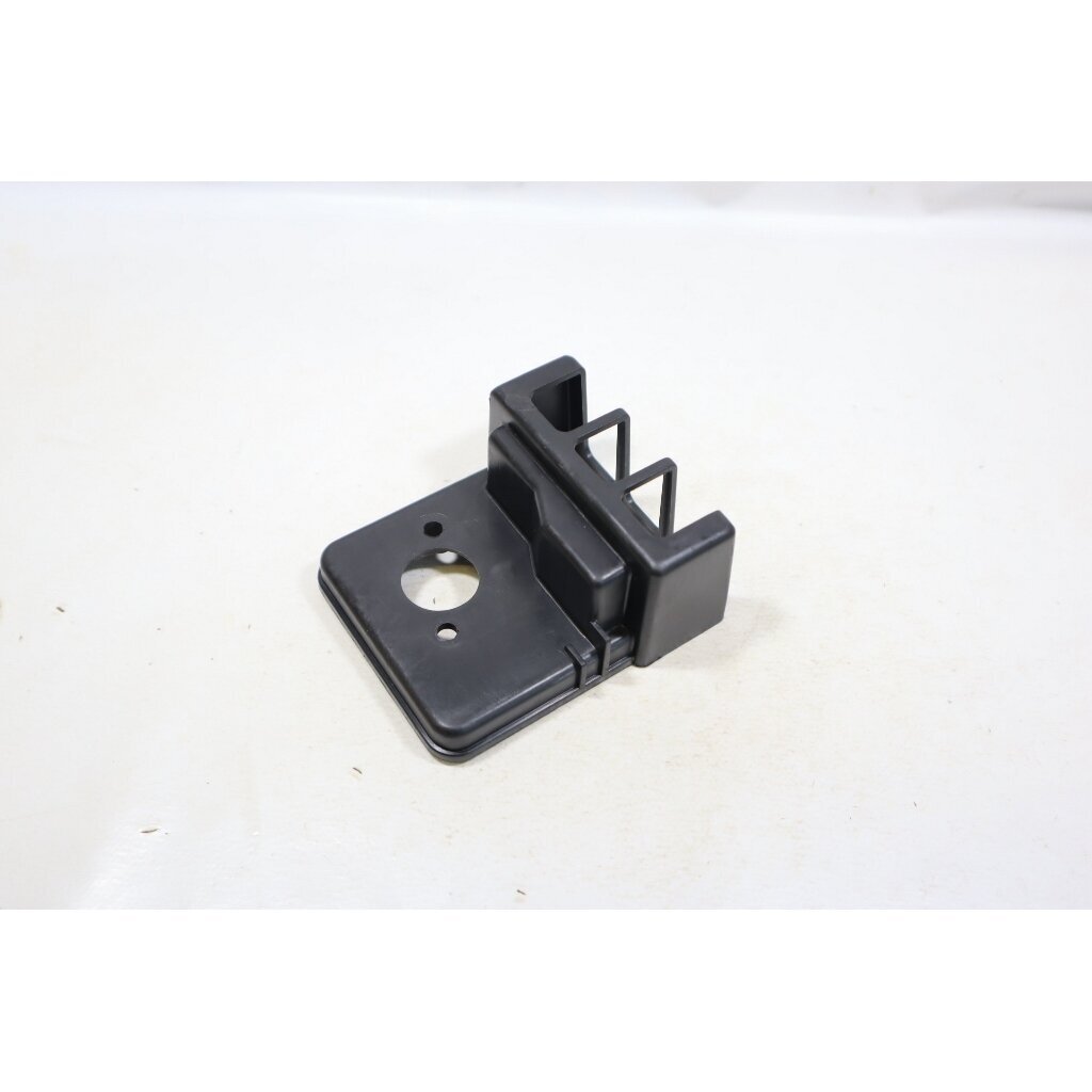 Genuine Air Filter Holder Housing McCulloch MAC 833 835 836 838 AV chainsaw 224824 4