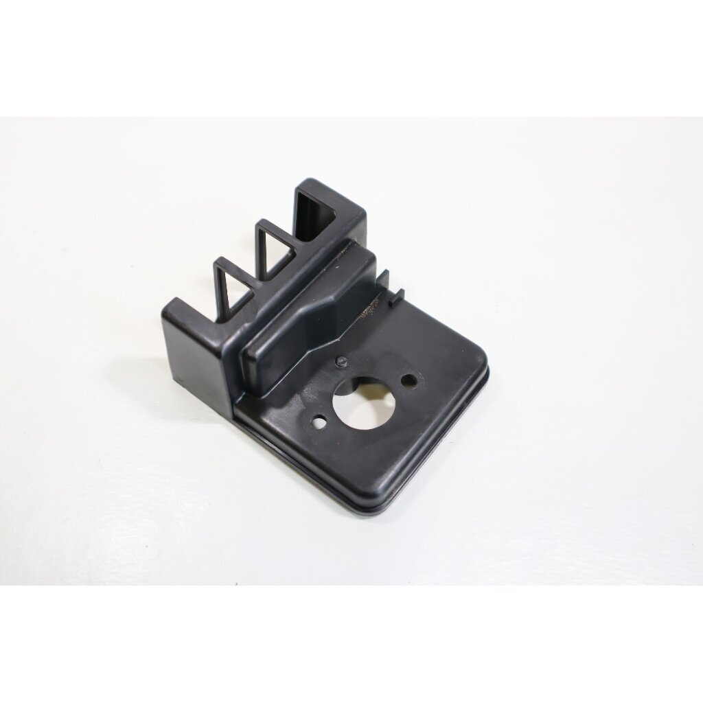 Genuine Air Filter Holder Housing McCulloch MAC 833 AV chainsaw 224824 3