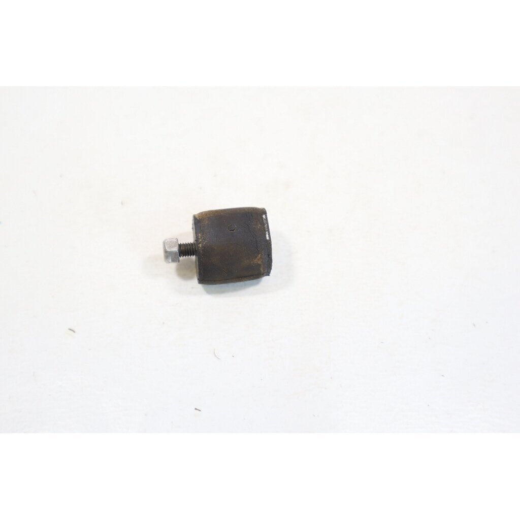 Genuine Annular Buffer STIHL 010 011 012 015 020 chainsaw 1116 790 9600 Genuine Annular Buffer STIHL 010 011 012 015 020 chainsaw 1116 790 9600