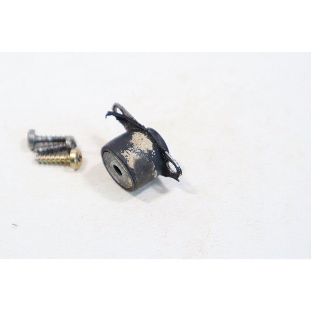 Genuine Antivibration Element Rubber Metal Connection Solo 634 641 chainsaw 6300138 4 Genuine Antivibration Element Rubber Metal Connection Solo 634 641 chainsaw 6300138 4