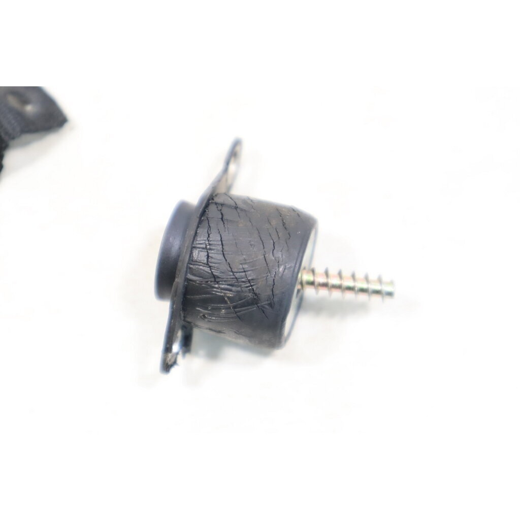 Genuine Antivibration Element Rubber Metal Connection Solo 634 641 chainsaw 6300138 2 Genuine Antivibration Element Rubber Metal Connection Solo 634 641 chainsaw 6300138 2
