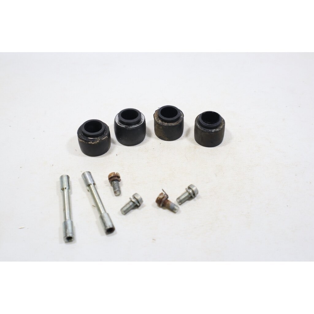 Genuine Antivibration Rubber Metal Kit Solo 605 606 chainsaw 6300139 Genuine Antivibration Rubber Metal Kit Solo 605 606 chainsaw 6300139