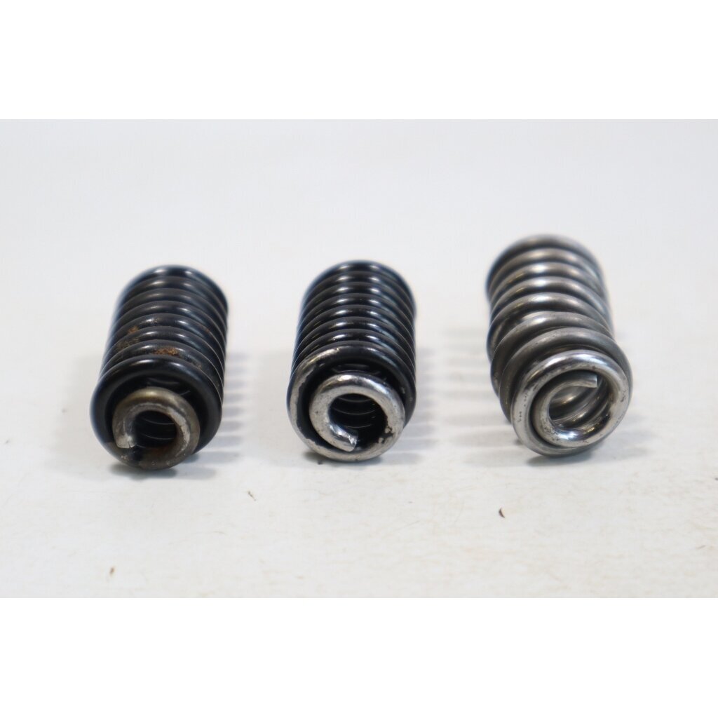Genuine Antivibration Spring Kit Efco 138 142 146 151 Oleo Mac 938 941 942 946 951 chainsaw 094600101 2 Genuine Antivibration Spring Kit Efco 138 142 146 151 Oleo Mac 938 941 942 946 951 chainsaw 094600101 2