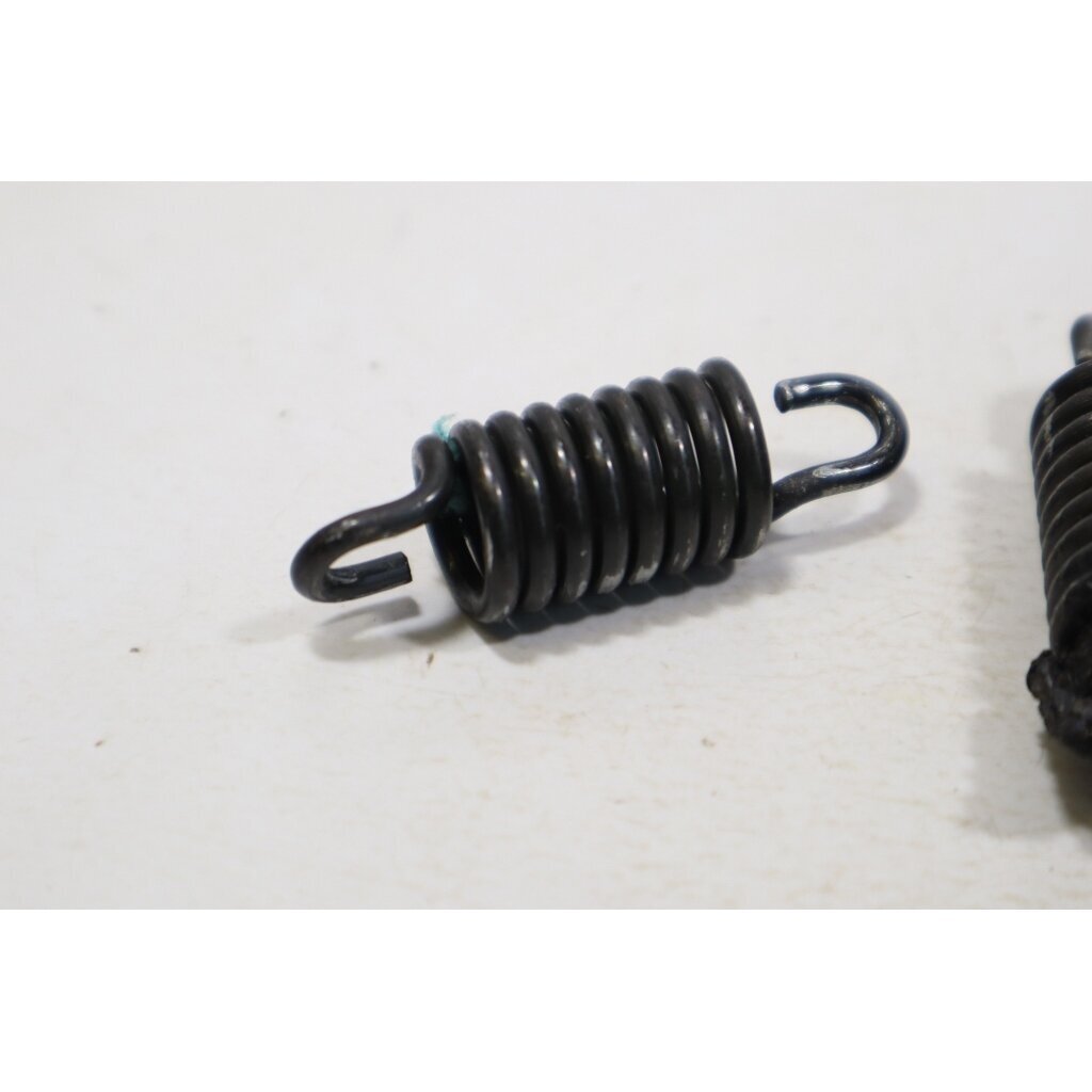 Genuine Antivibration Spring Kit Homelite CSP4518 chainsaw 2 Genuine Antivibration Spring Kit Homelite CSP4518 chainsaw 2