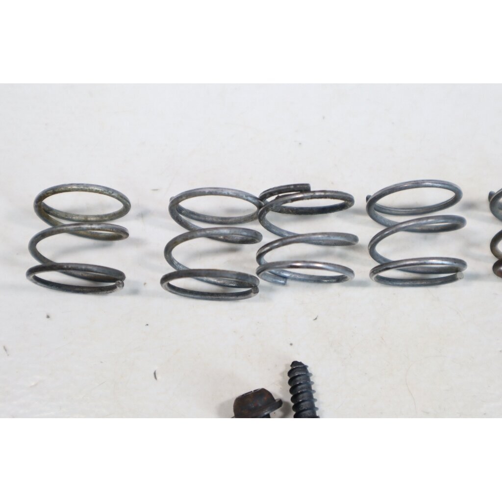 Genuine Antivibration Spring Kit Jonsered HT21 HT2121 HT25 Husqvarna 18H McCULLOCH Mac 5616 Lite MAC MDAHT 25 GHT T55 Partner HG 5616 Poulan HT25WT Hedge Trimmer 530029946 2 Genuine Antivibration Spring Kit Jonsered HT21 HT2121 HT25 Husqvarna 18H McCULLOCH Mac 5616 Lite MAC MDAHT 25 GHT T55 Partner HG 5616 Poulan HT25WT Hedge Trimmer 530029946 2