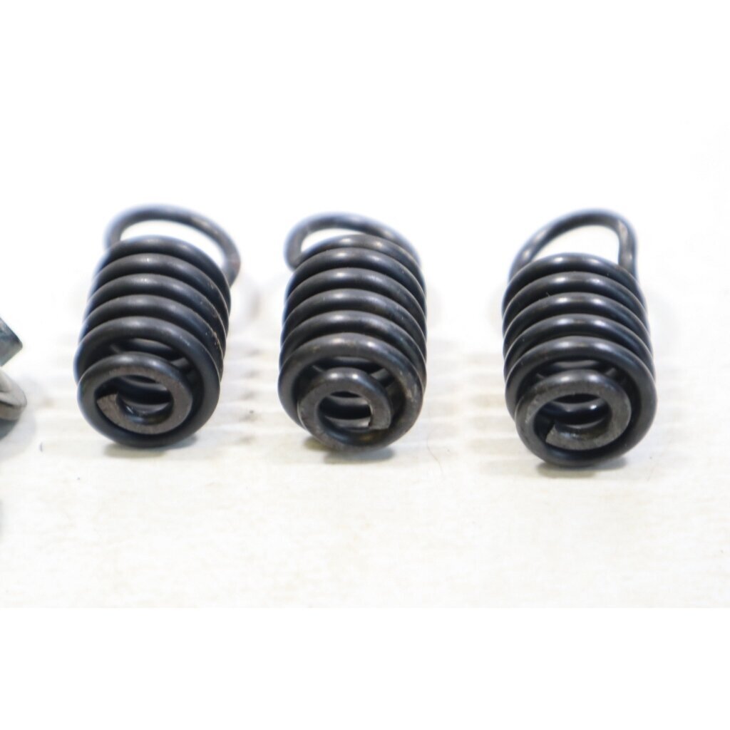 Genuine Antivibration Spring Kit STIGA SP340 SP370 SP382 SP410 chainsaw 3654400 1 Genuine Antivibration Spring Kit STIGA SP340 SP370 SP382 SP410 chainsaw 3654400 1