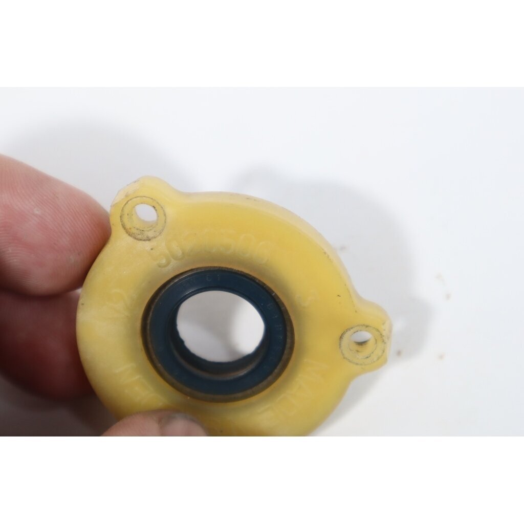 Genuine Bearing Cover Position Jonsered RS45 RS40 RS51 brushcutter 502050503 3 Genuine Bearing Cover Position Jonsered RS45 RS40 RS51 brushcutter 502050503 3