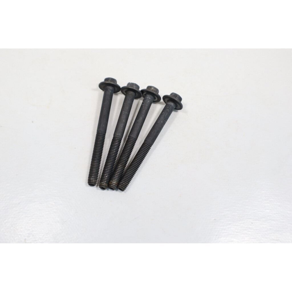 Genuine Bolt Engine McCULLOCH Jonsered CS2137 Partner 351 352 370 371 390 420 chainsaw 530016132 Genuine Bolt Engine McCULLOCH Jonsered CS2137 Partner 351 352 370 371 390 420 chainsaw 530016132