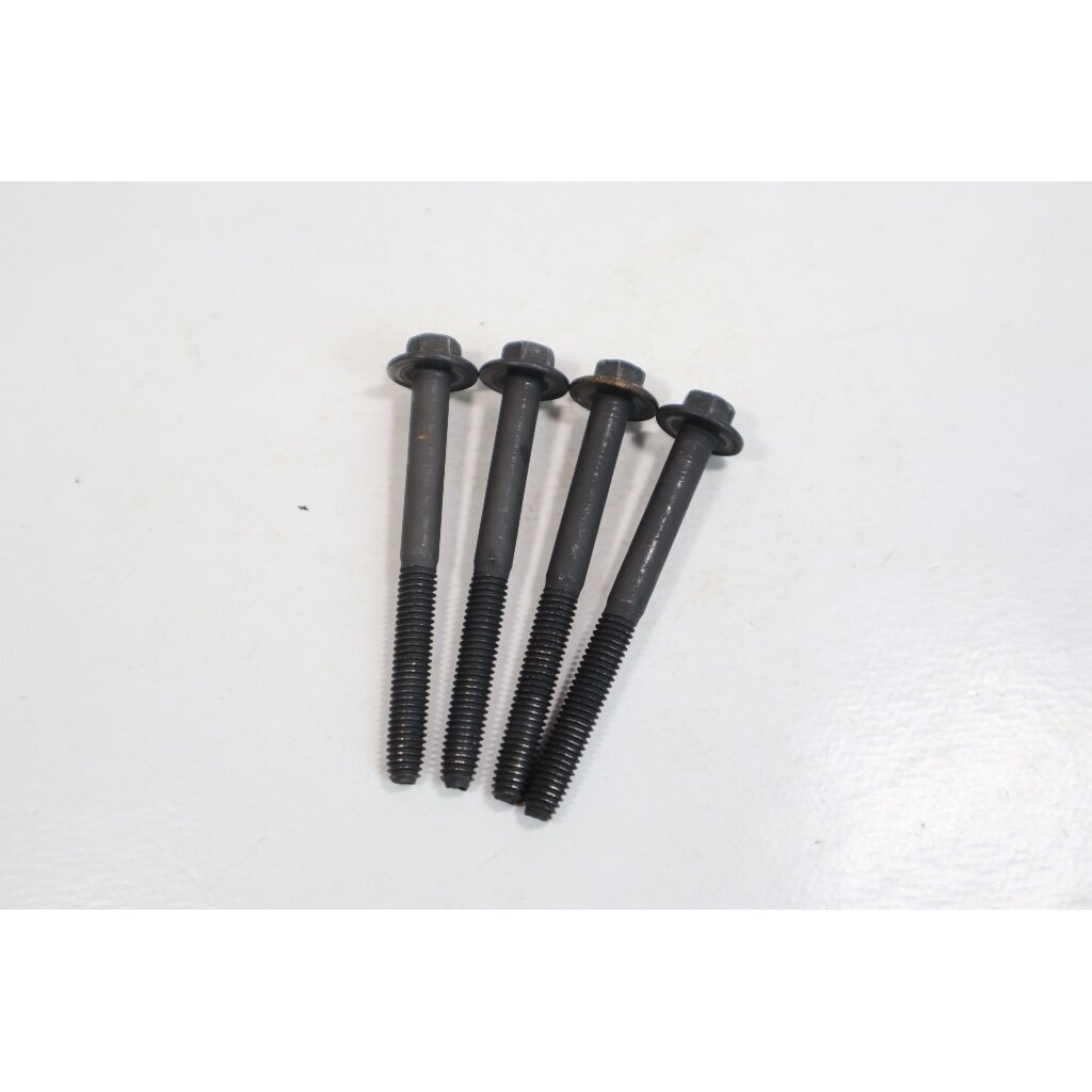 Genuine Bolt Engine McCULLOCH Jonsered CS2137 Partner 351 352 370 371 390 420 chainsaw 530016132 Genuine Bolt Engine McCULLOCH Jonsered CS2137 Partner 351 352 370 371 390 420 chainsaw 530016132