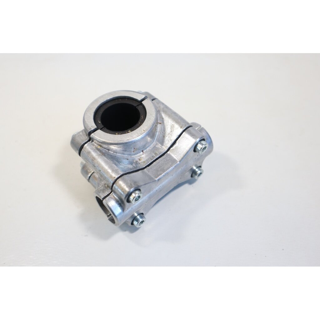 Genuine Bracket Handle Oleo Mac SPARTA 250 22 25 26 36 37 38 42 43 44 220 270 280 300 320 360 370 380 381 440 441 725 726 727 730 733 740 741 Efco STARK 3800 42 brushcutter 074000183AR 3