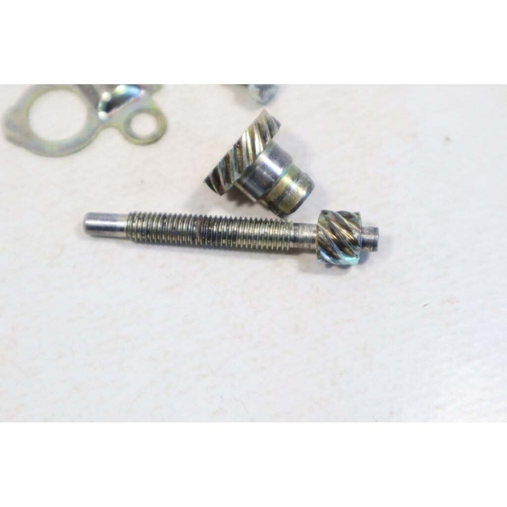 Genuine Chain Adjuster STIHL 024 026 028 034 036 044 MS260 MS261 MS270 MS280 MS340 MS341 MS360 MS361 MS362 MS440 MS441 MS460 MS640 MS650 MS660 chainsaw 1125 007 1021 1