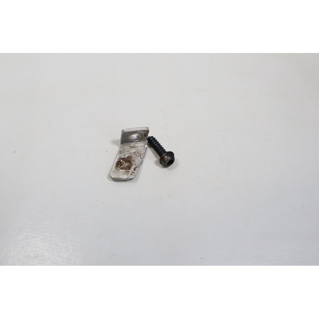 Genuine Chain Catcher Husqvarna 36 136 137 236 Jonsered CS2137 Partner 351 352 371 chainsaw 530029850 Genuine Chain Catcher Husqvarna 36 136 137 236 Jonsered CS2137 Partner 351 352 371 chainsaw 530029850