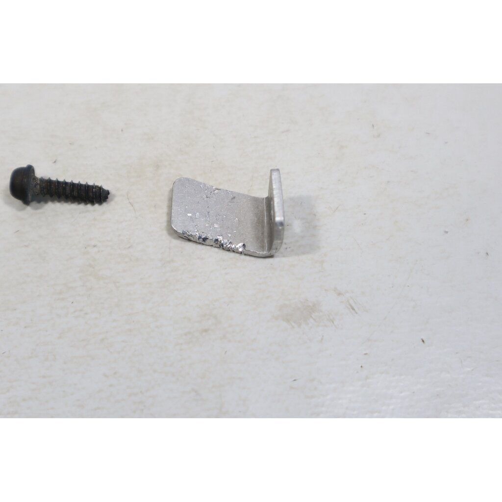 Genuine Chain Catcher Husqvarna 36 136 137 236 Jonsered CS2137 Partner 351 352 371 chainsaw 530029850 1