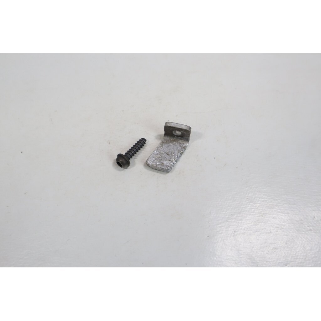 Genuine Chain Catcher Husqvarna 36 136 137 236 Jonsered CS2137 Partner 351 352 371 chainsaw 530029850