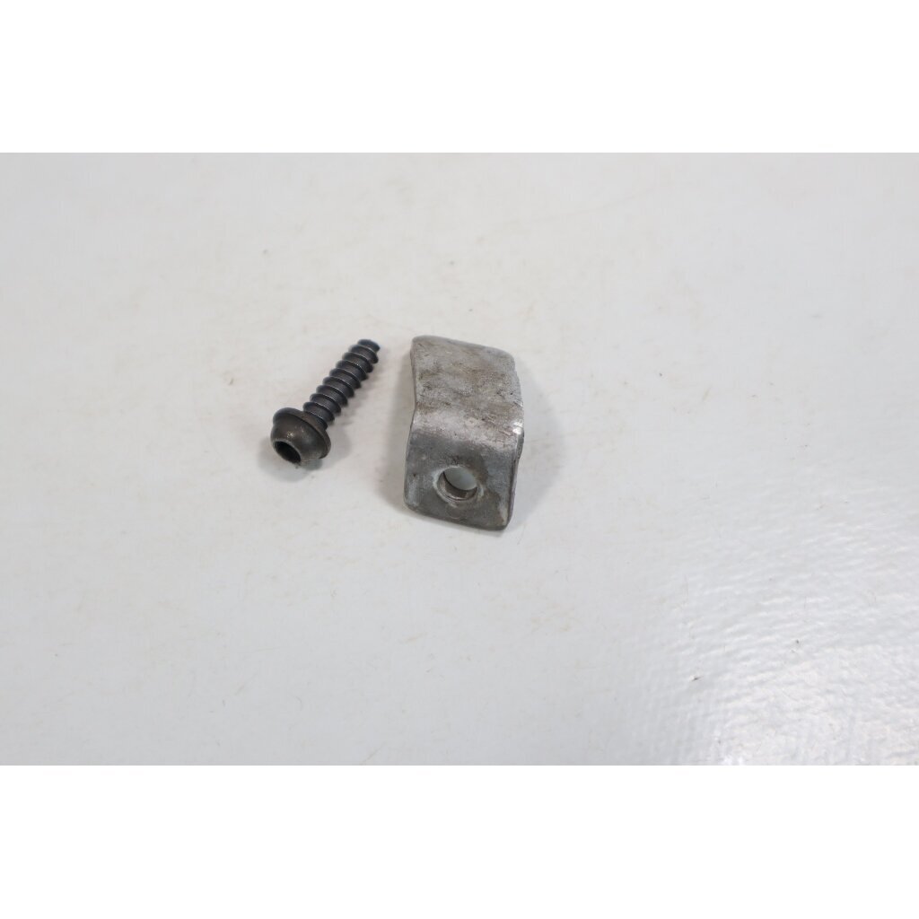 Genuine Chain Catcher Husqvarna 36 136 137 236 Jonsered CS2137 Partner 351 352 371 chainsaw 530029850 2