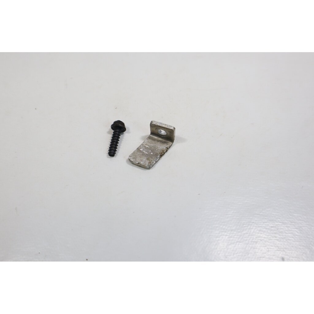 Genuine Chain Catcher Husqvarna 36 136 137 236 Jonsered CS2137 Partner 351 352 371 chainsaw 530029850 Genuine Chain Catcher Husqvarna 36 136 137 236 Jonsered CS2137 Partner 351 352 371 chainsaw 530029850