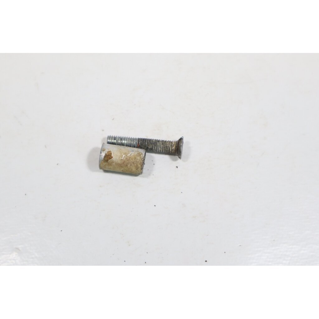 Genuine Chain Catcher Jobu LF50 LF50B chainsaw Genuine Chain Catcher Jobu LF50 LF50B chainsaw