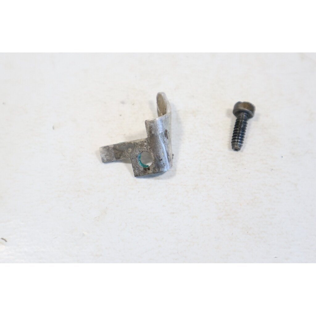 Genuine Chain Catcher STIHL 024 026 028 029 036 039 MS240 MS260 MS290 MS310 MS341 MS360 MS361 MS390 chainsaw 1119 656 7705 2
