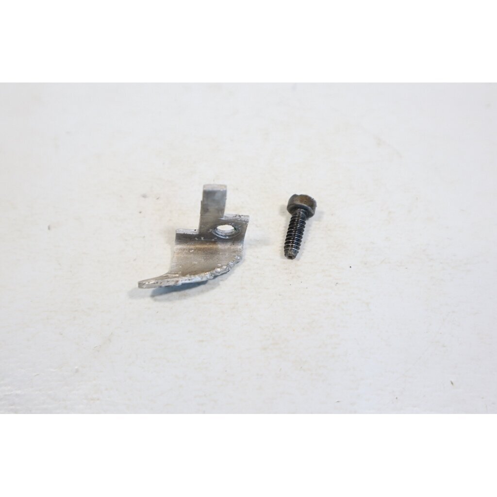 Genuine Chain Catcher STIHL 024 026 028 029 036 039 MS240 MS260 MS290 MS310 MS341 MS360 MS361 MS390 chainsaw 1119 656 7705 1