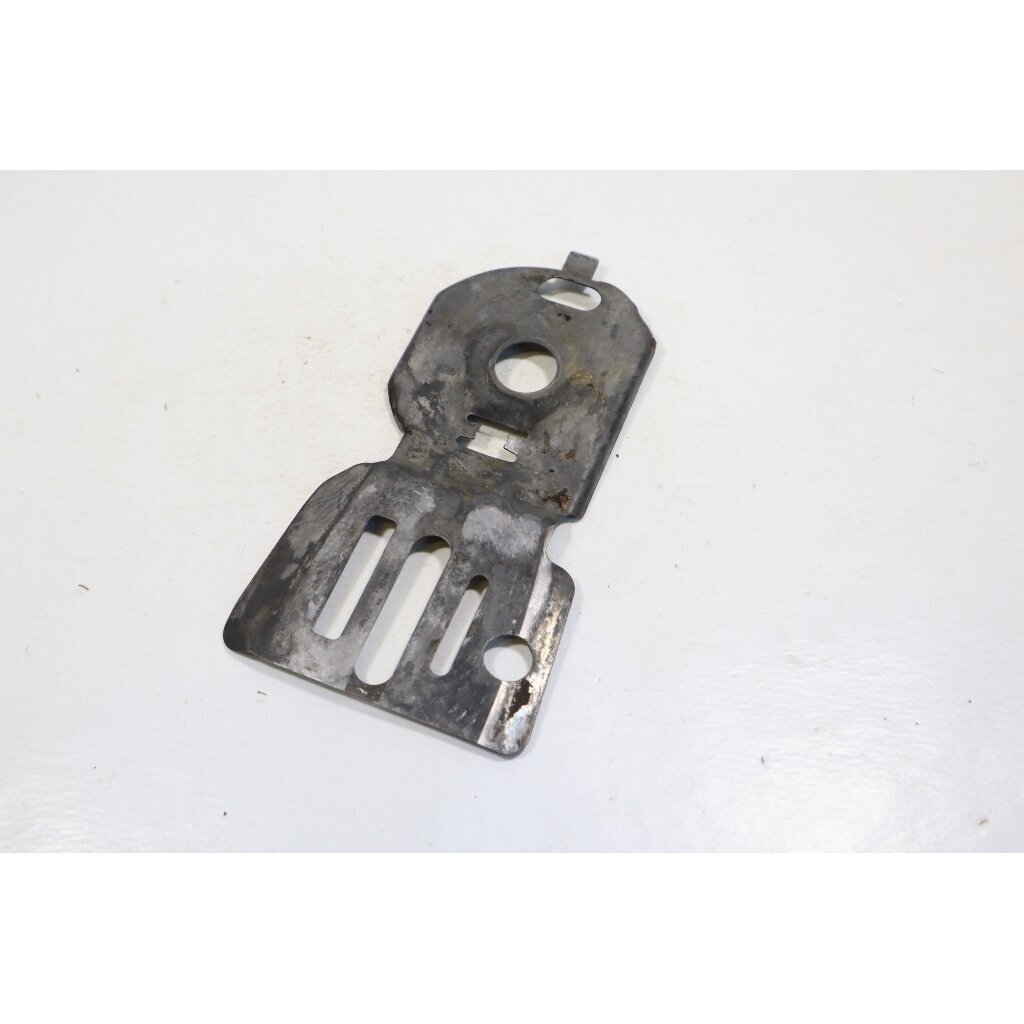 Genuine Chain Guide Plate Dolmar 100 102 PS341 PS33 PS340 PS400 PS401 chainsaw 021111036 2 Genuine Chain Guide Plate Dolmar 100 102 PS341 PS33 PS340 PS400 PS401 chainsaw 021111036 2