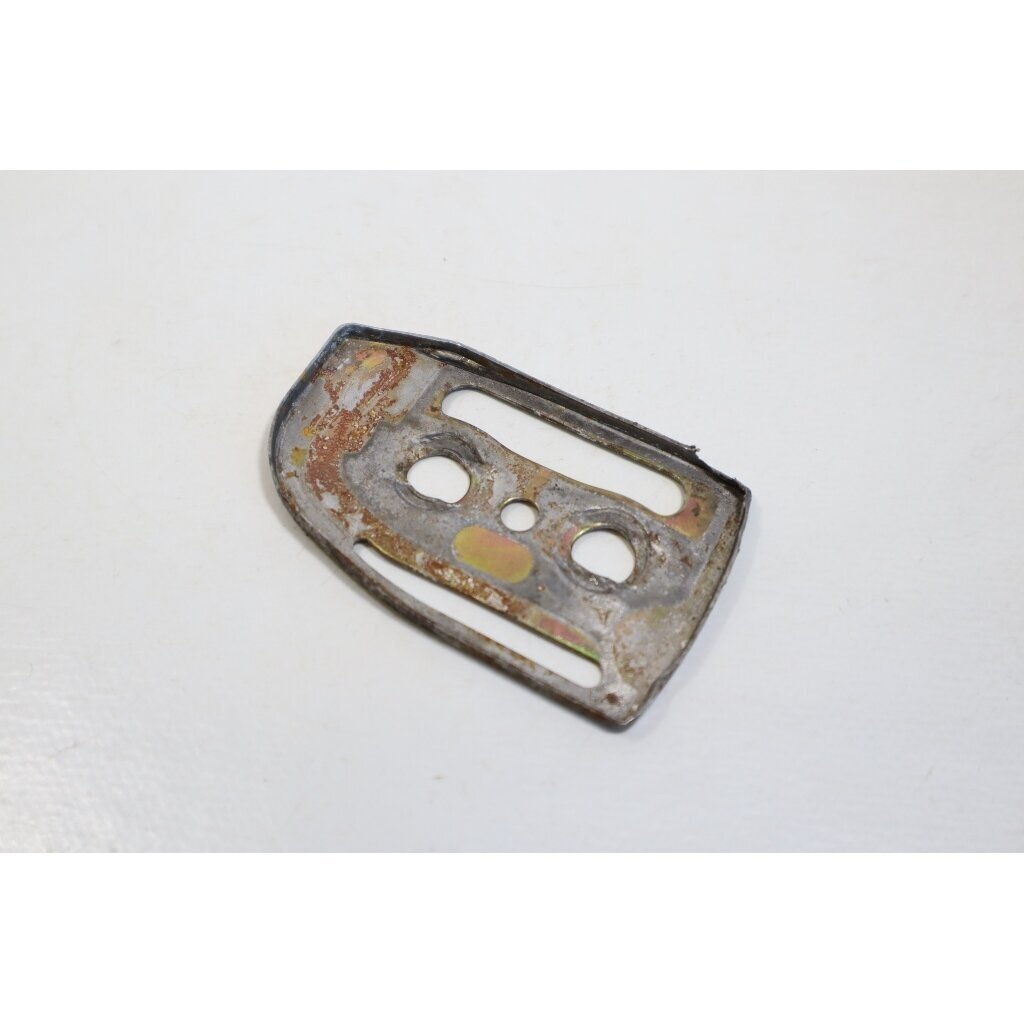 Genuine Chain Guide Plate Husqvarna 36 41 137 141 Jonsered chainsaw 530037047 4 Genuine Chain Guide Plate Husqvarna 36 41 137 141 Jonsered chainsaw 530037047 4