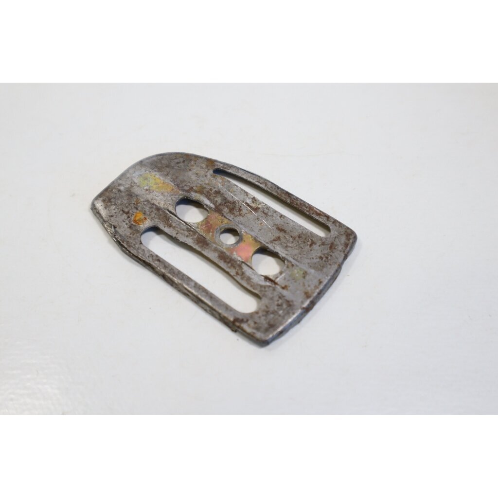 Genuine Chain Guide Plate Husqvarna 36 41 137 141 Jonsered chainsaw 530037047 1 Genuine Chain Guide Plate Husqvarna 36 41 137 141 Jonsered chainsaw 530037047 1