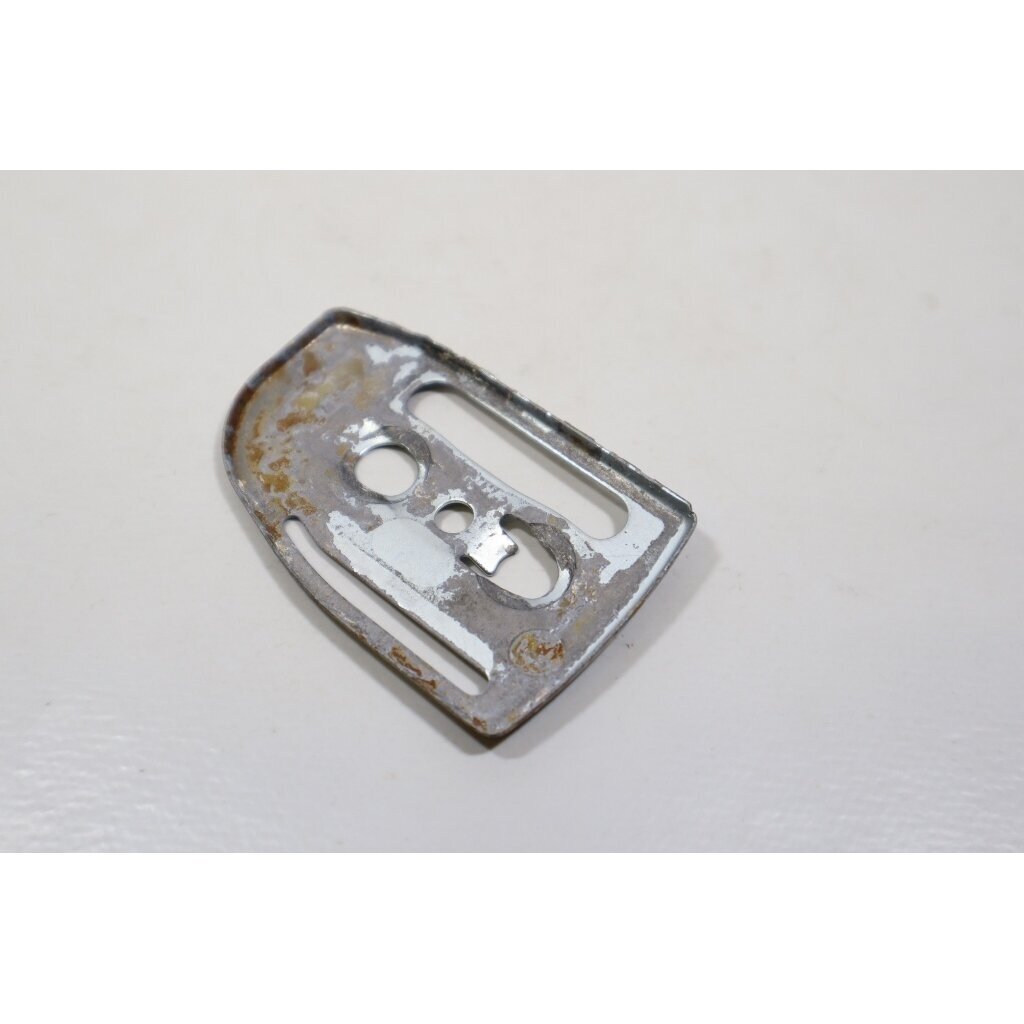 Genuine Chain Guide Plate Husqvarna 36 41 137 141 Jonsered chainsaw 530047855 4 Genuine Chain Guide Plate Husqvarna 36 41 137 141 Jonsered chainsaw 530047855 4