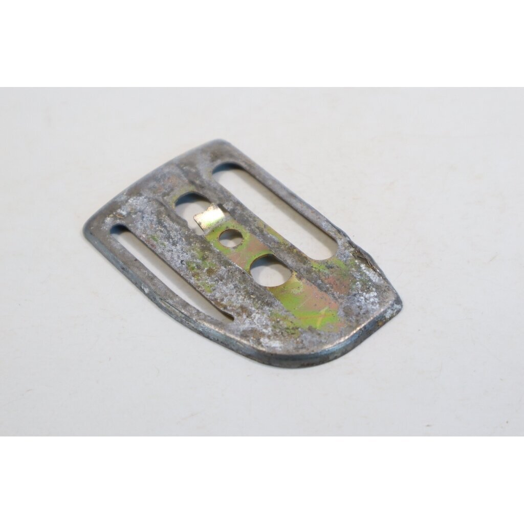 Genuine Chain Guide Plate Husqvarna 36 41 137 141 Jonsered chainsaw 530047855 2 Genuine Chain Guide Plate Husqvarna 36 41 137 141 Jonsered chainsaw 530047855 2