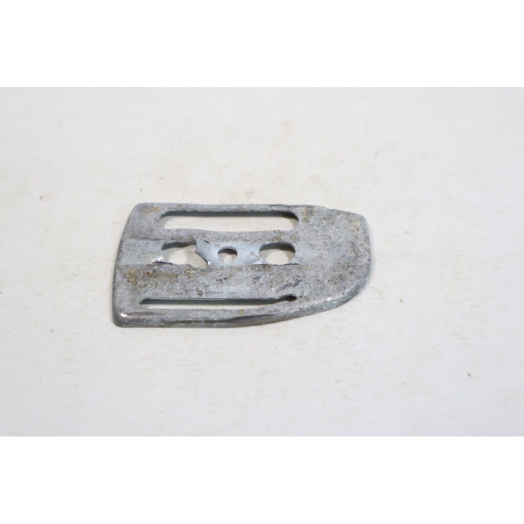 Genuine Chain Guide Plate Husqvarna 36 41 137 141 Jonsered chainsaw 530047855 2 Genuine Chain Guide Plate Husqvarna 36 41 137 141 Jonsered chainsaw 530047855 2