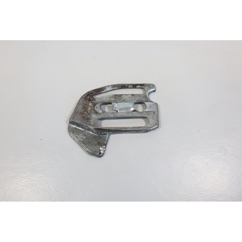 Genuine Chain Guide Plate McCULLOCH Poulan Jonsered CS2137 Partner 351 352 371 382 391 401 421 422 chainsaw 530038238 Genuine Chain Guide Plate McCULLOCH Poulan Jonsered CS2137 Partner 351 352 371 382 391 401 421 422 chainsaw 530038238