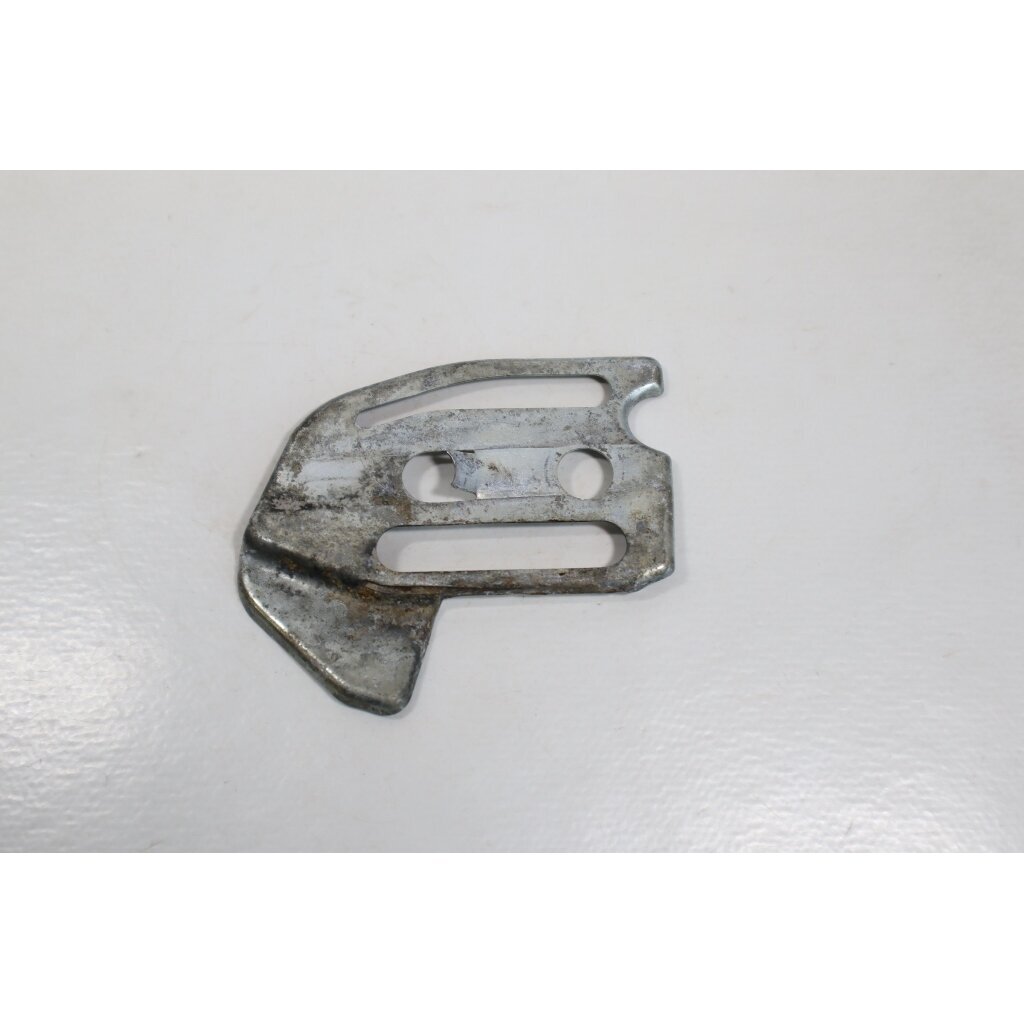 Genuine Chain Guide Plate McCULLOCH Poulan Jonsered CS2137 Partner 351 352 371 382 391 401 421 422 chainsaw 530038238 Genuine Chain Guide Plate McCULLOCH Poulan Jonsered CS2137 Partner 351 352 371 382 391 401 421 422 chainsaw 530038238