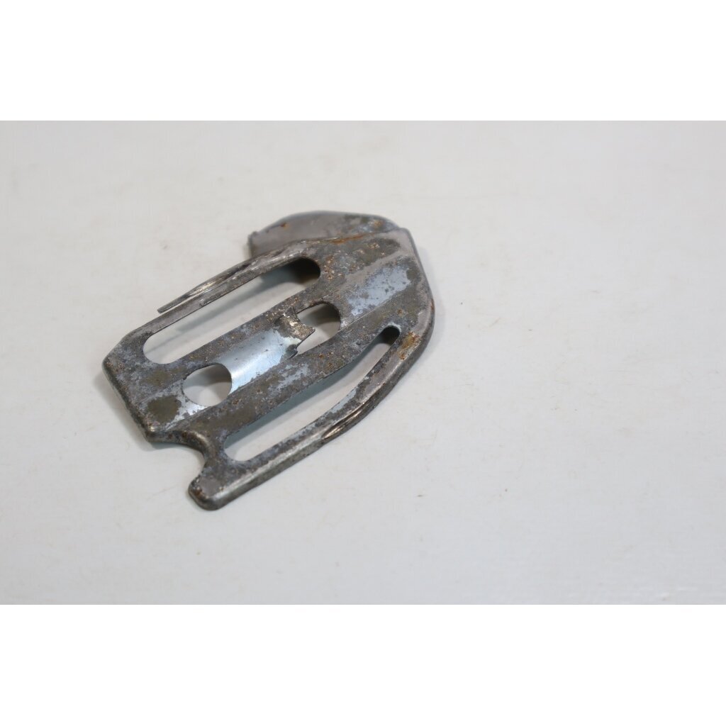 Genuine Chain Guide Plate McCULLOCH Poulan Jonsered CS2137 Partner 351 352 371 382 391 401 421 422 chainsaw 530038238 2