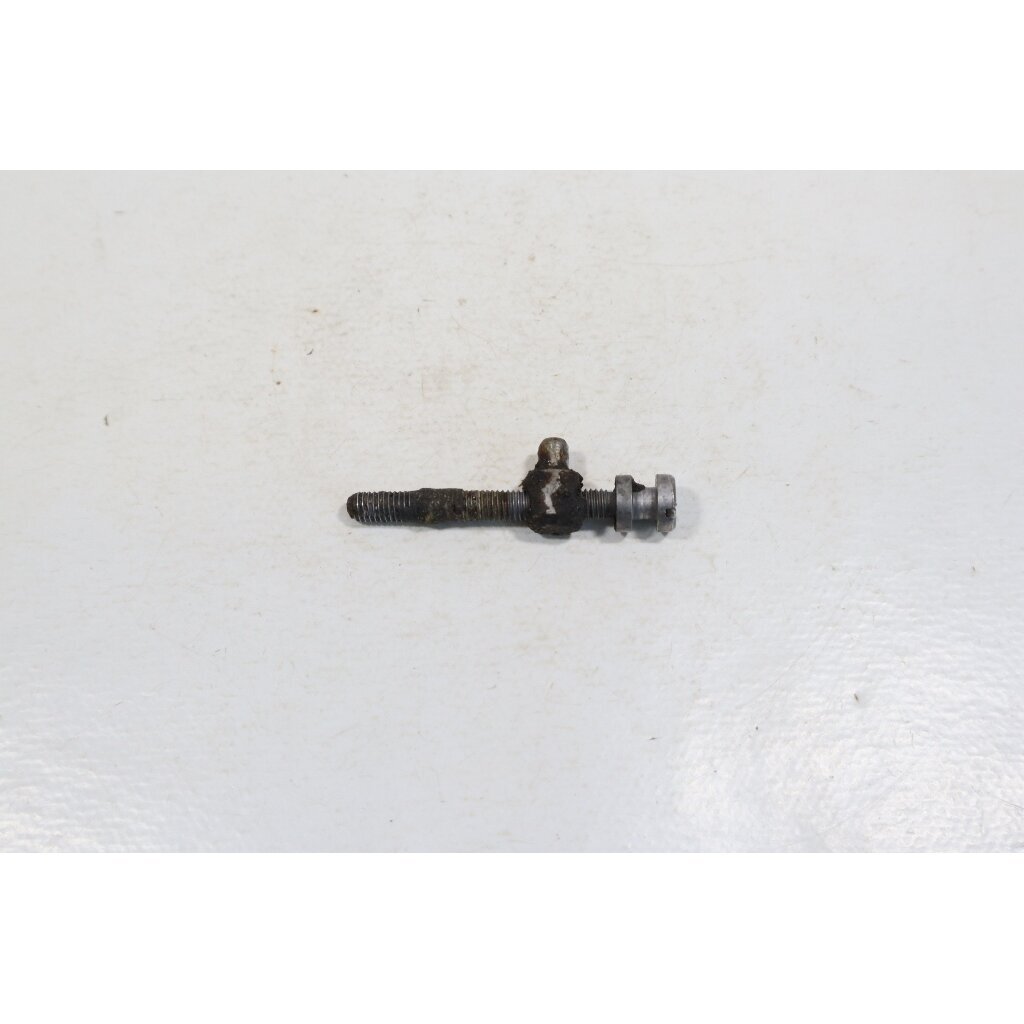 Genuine Chain Tensioner Adjuster Dolmar 100 102 PS341 PS33 PS340 PS400 PS401 chainsaw 389213080 Genuine Chain Tensioner Adjuster Dolmar 100 102 PS341 PS33 PS340 PS400 PS401 chainsaw 389213080