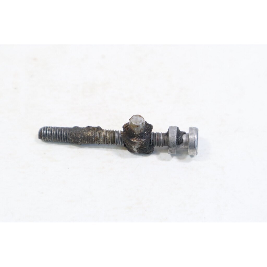 Genuine Chain Tensioner Adjuster Dolmar 100 102 PS341 PS33 PS340 PS400 PS401 chainsaw 389213080 1 Genuine Chain Tensioner Adjuster Dolmar 100 102 PS341 PS33 PS340 PS400 PS401 chainsaw 389213080 1