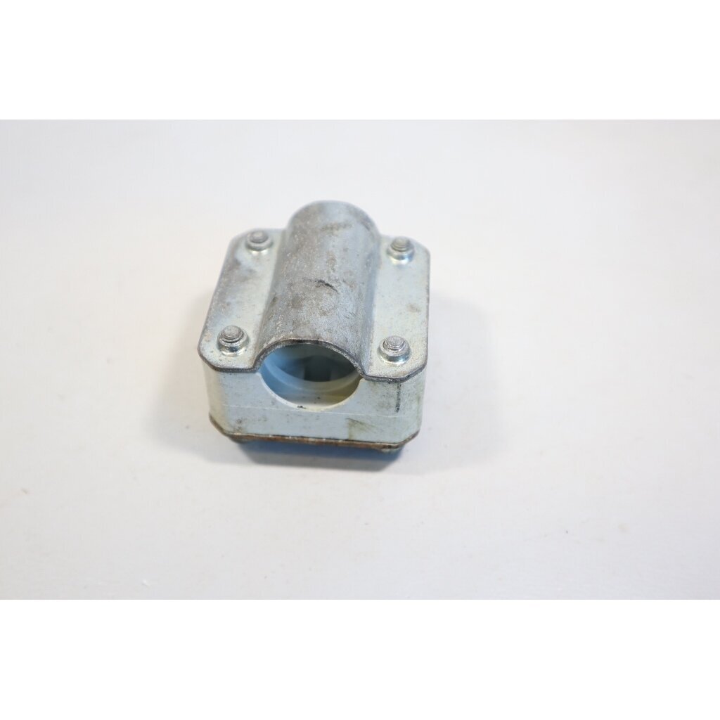 Genuine Clamp Handle STIHL FS55 FS56 FS65 FS70 FS75 FS80 FS83 FS85 FS87 FS110 FS120 FS200 FS250 brushcutter 4137 791 6800 5 Genuine Clamp Handle STIHL FS55 FS56 FS65 FS70 FS75 FS80 FS83 FS85 FS87 FS110 FS120 FS200 FS250 brushcutter 4137 791 6800 5