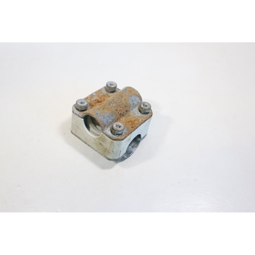 Genuine Clamp Handle STIHL FS55 FS56 FS65 FS70 FS75 FS80 FS83 FS85 FS87 FS110 FS120 FS200 FS250 brushcutter 4137 791 6800