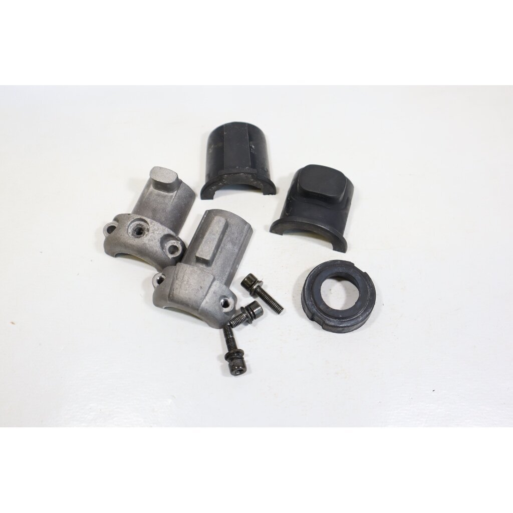 Genuine Clamping Sleeve Assy Makita EM2600U brushcutter Genuine Clamping Sleeve Assy Makita EM2600U brushcutter