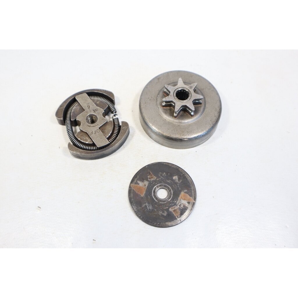 Genuine Clutch Assembly .325 7T Husqvarna 120 235 236 240 Jonsered CS2234 CS2238 McCULLOCH CS340 CS380 chainsaw Genuine Clutch Assembly .325 7T Husqvarna 120 235 236 240 Jonsered CS2234 CS2238 McCULLOCH CS340 CS380 chainsaw