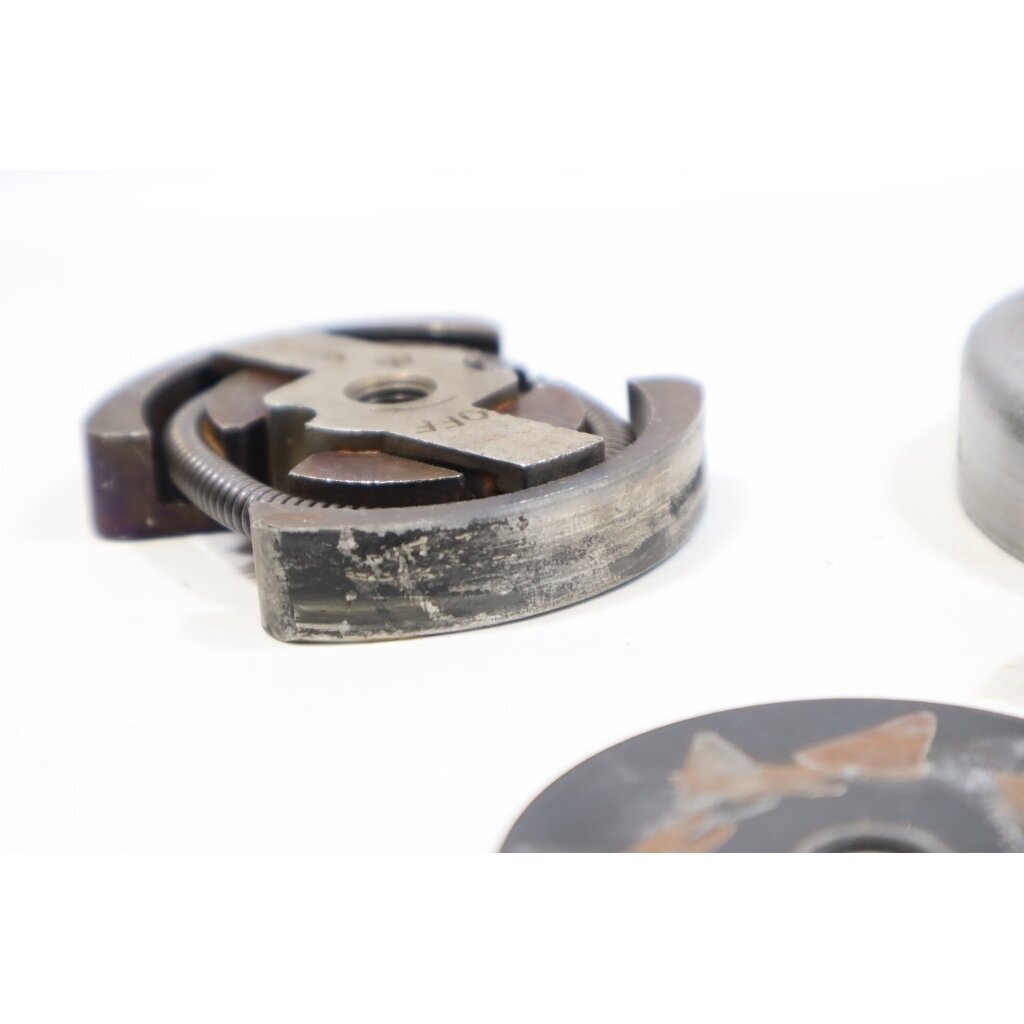Genuine Clutch Assembly .325 7T Husqvarna 120 235 236 240 Jonsered CS2234 CS2238 McCULLOCH CS340 CS380 chainsaw 4 Genuine Clutch Assembly .325 7T Husqvarna 120 235 236 240 Jonsered CS2234 CS2238 McCULLOCH CS340 CS380 chainsaw 4